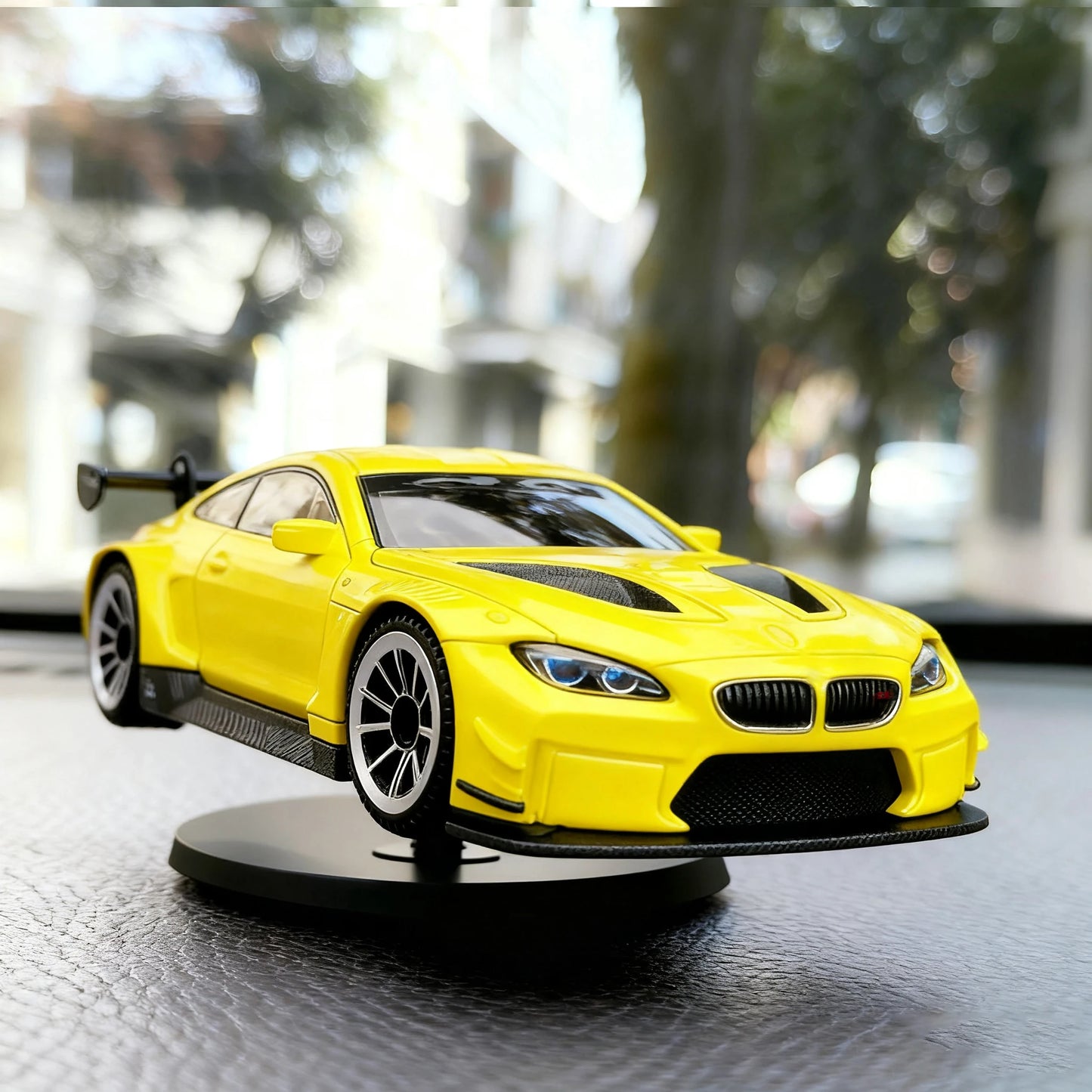 BMW M4 GT3, ozdoba do zabawy dla dzieci, prezent dla mężczyzn, dekoracja konsoli środkowej samochodu